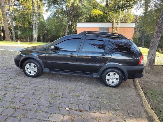 FIAT PALIO 1.8 MPI ADVENTURE WEEKEND 8V FLEX 4P MANUAL